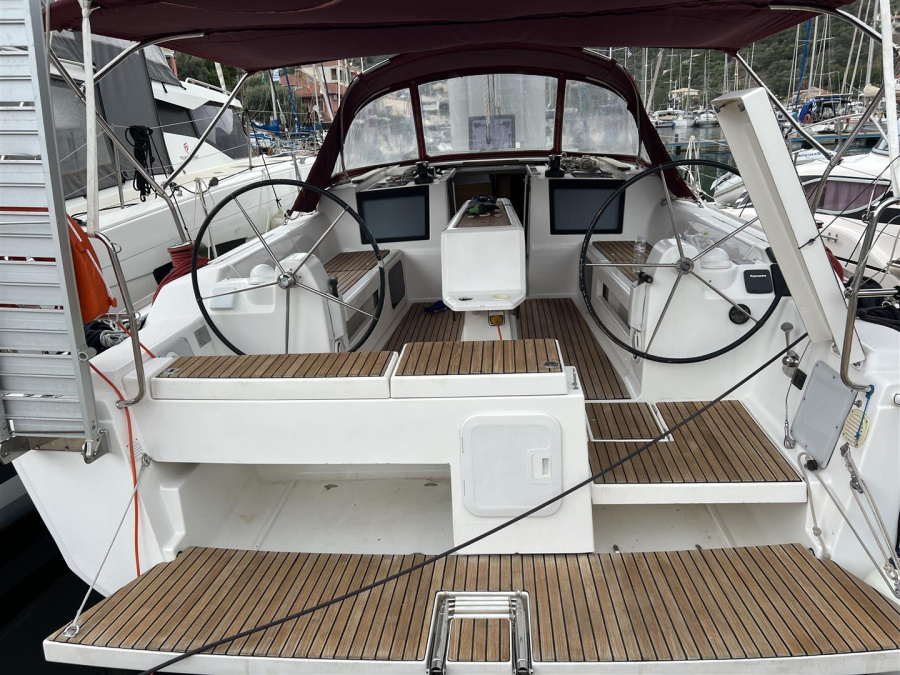 Photo #1 - Dufour 412 Grand large (AINA) in D-Marin Marina Lefkas - 23726