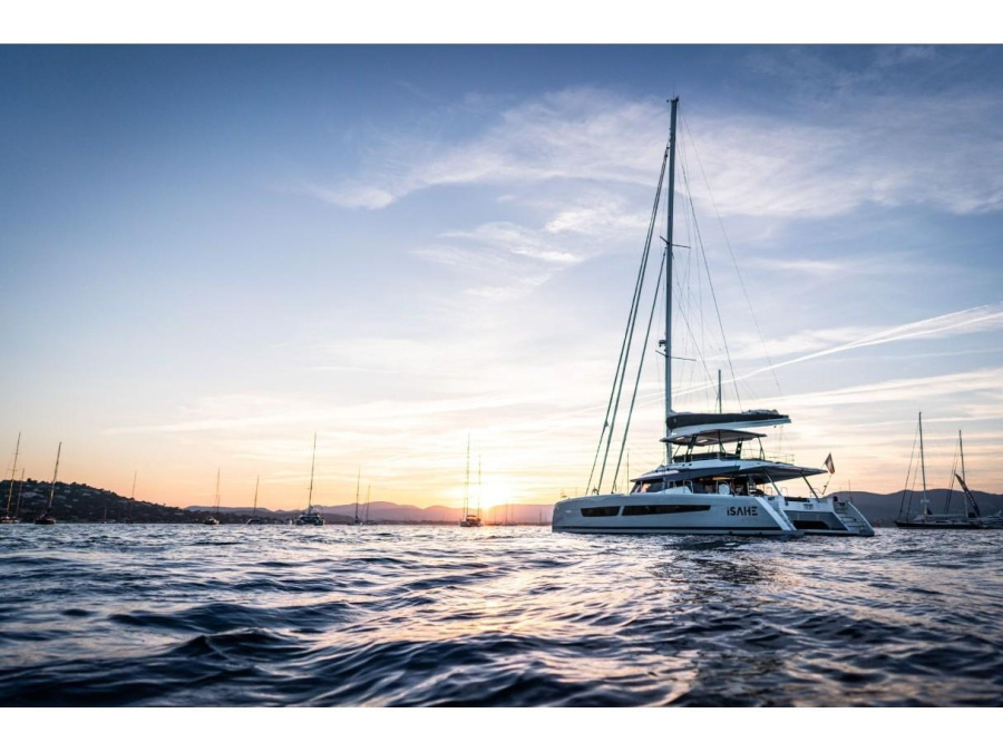 Photo #1 - Samana 59 (Isahe) in Les Marines de Cogolin - 66065
