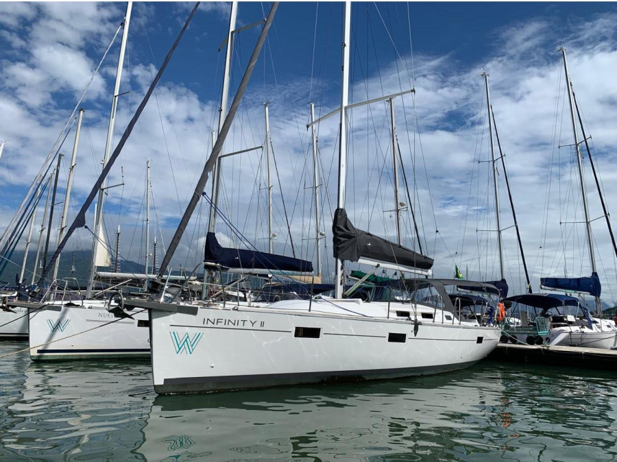 Photo #1 - Delta 41 (INFINITY II) in Marina Farol de - 60913