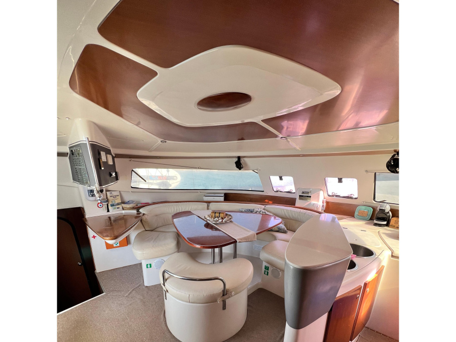 Interior image - 1