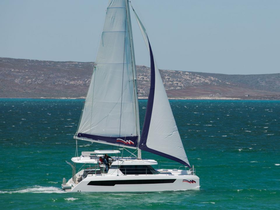 Photo #1 - Leopard 42 (Leopard 42) en Marina Zeas - 60902