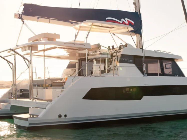 Photo #1 - Leopard 42 (Leopard 42) in Apooiti Marina - 60906