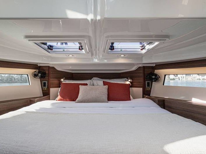Liberty - Luxury 8 - 1