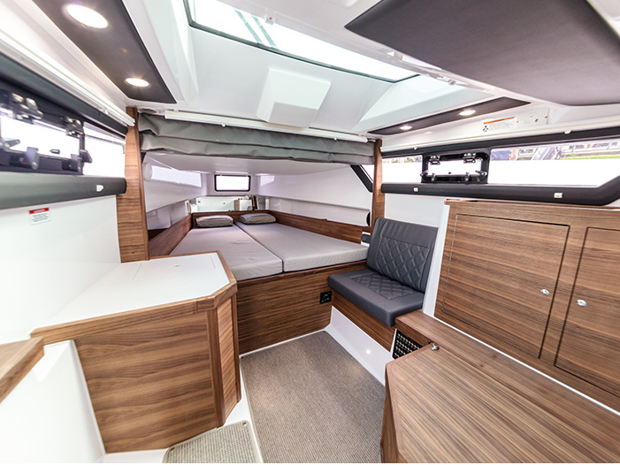 Interior image - 2