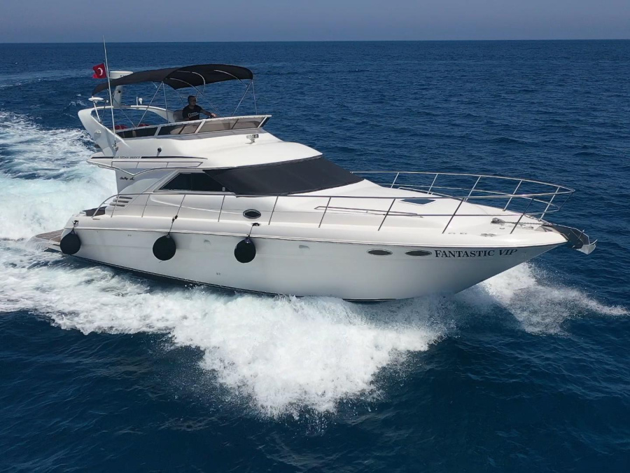 Photo #1 - Sea Ray 400 (Fantastic VIP) in  - 61678