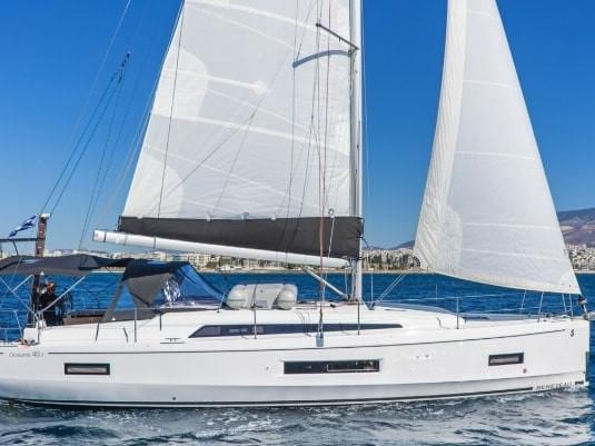 Photo #1 - Oceanis 40.1 (4 cab.) (MG-OC40.1-22-MR) in Alimos Marina - 61873