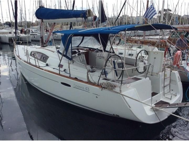 Photo #1 - Oceanis 43 (4 cab.) (MG-OC43-11-ANS) in Alimos Marina - 25102