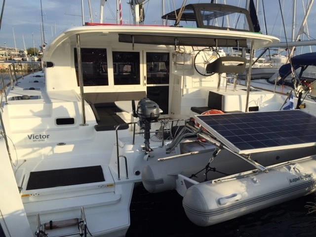 Photo #1 - Lagoon 40 (4 cab.) (MG-LAG40-19-SV) in Alimos Marina - 15829