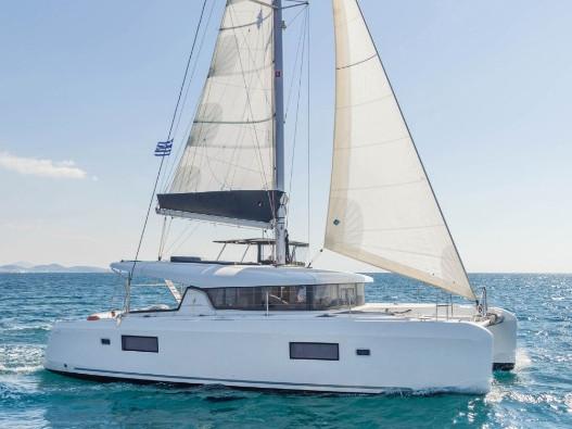 Photo #1 - Lagoon 42 (6 cab.) (MG-LAG42-20-MA) in Alimos Marina - 61899