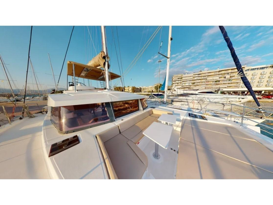 Photo #1 - Bali 4.1 (4 + 1) (MG-BAL4.1-20-SAE) en D-Marin Marina Lefkas - 61882