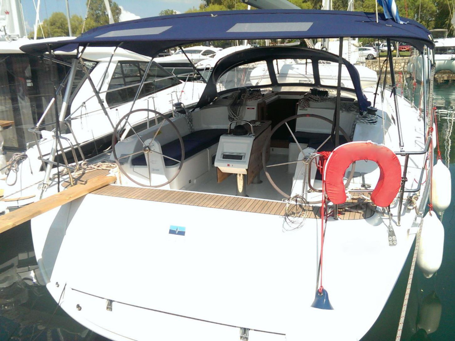 Photo #1 - Bavaria Cruiser 46 (4 cab.) (MG-CR46-15-VZ) en Port of Lefkas - 61889