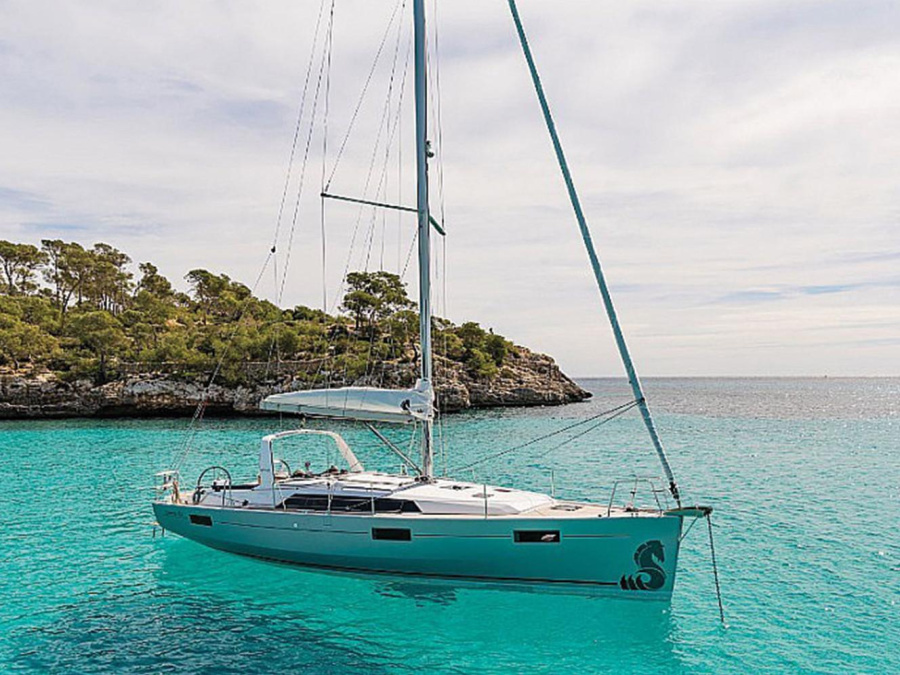 Photo #1 - Oceanis 41.1 (3 cab.) (MG-OC41.1-17-KAT) in D-Marin Marina Lefkas - 61892