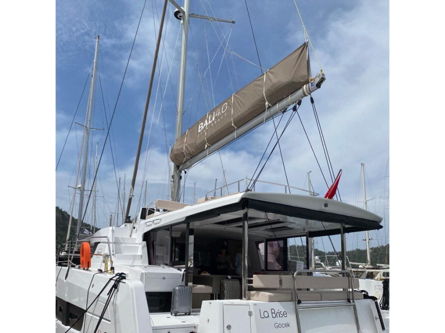 Photo #1 - Bali 4.6 (La Brise) in Yacht Classic Hotel - 61967