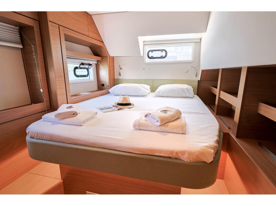 Interior image - 1