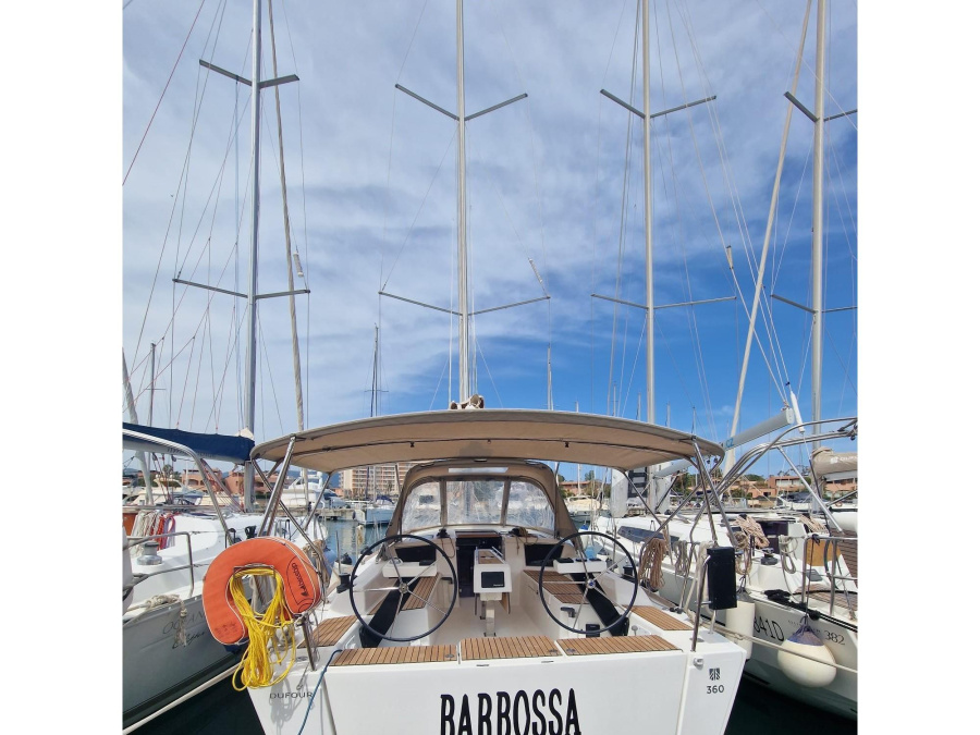 Main image - 0