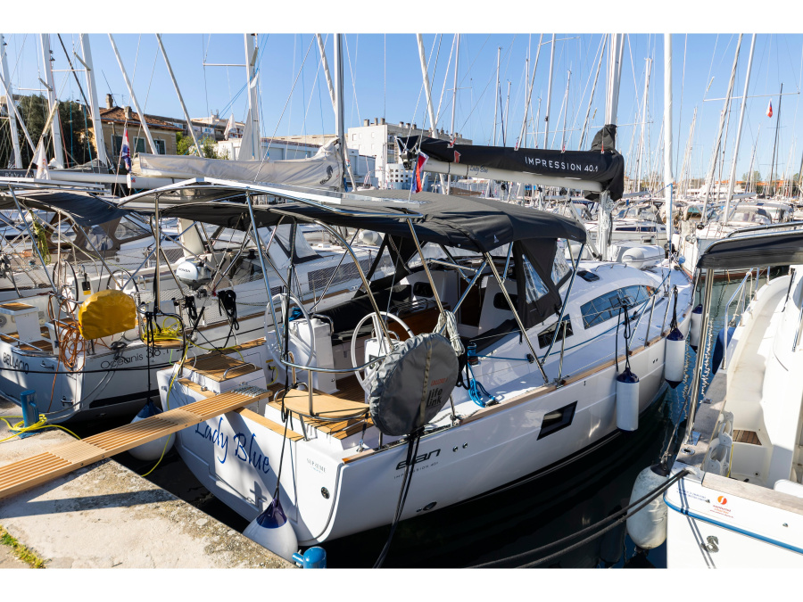 Photo #1 - Elan Impresion 40.1 (Lady Blue) en Marina - 18524