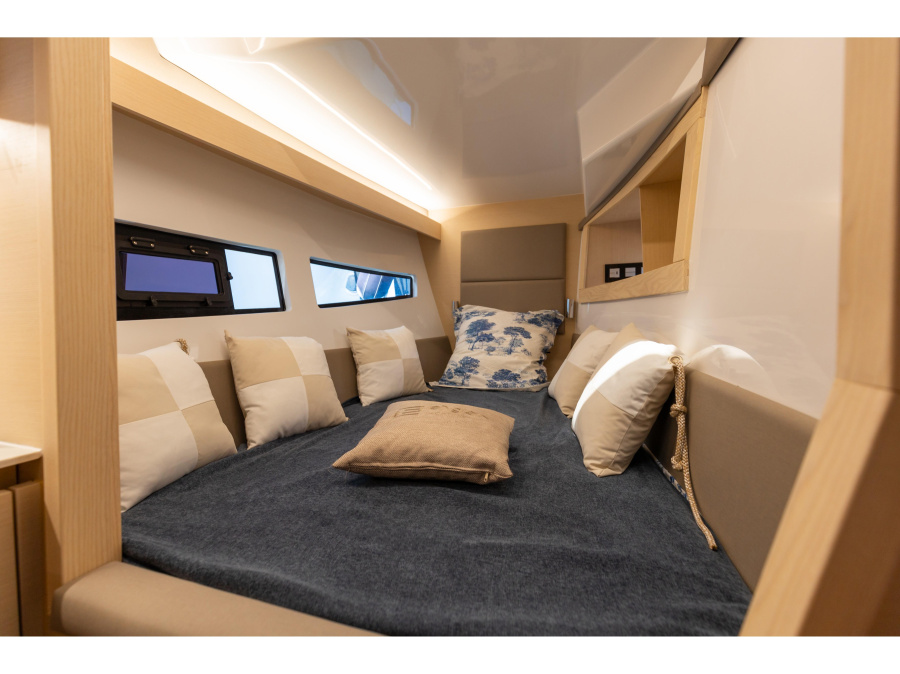 Interior image - 1