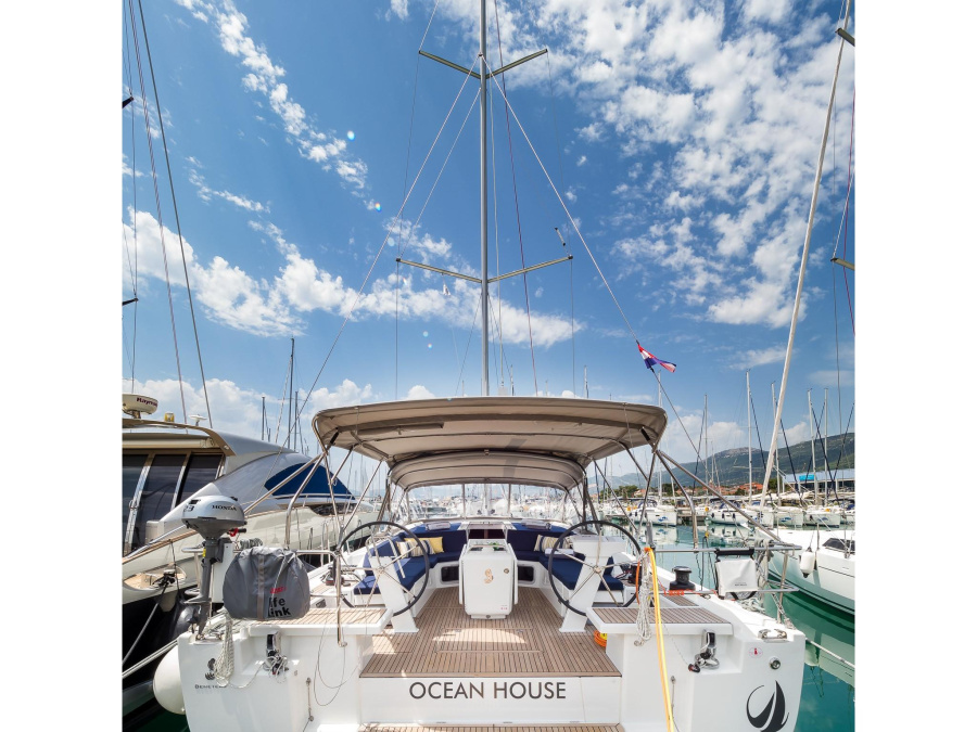 Photo #1 - Oceanis 51.1 (OCEAN HOUSE (WITH AC&GENERATOR)) in Marina Kaštela - 7240