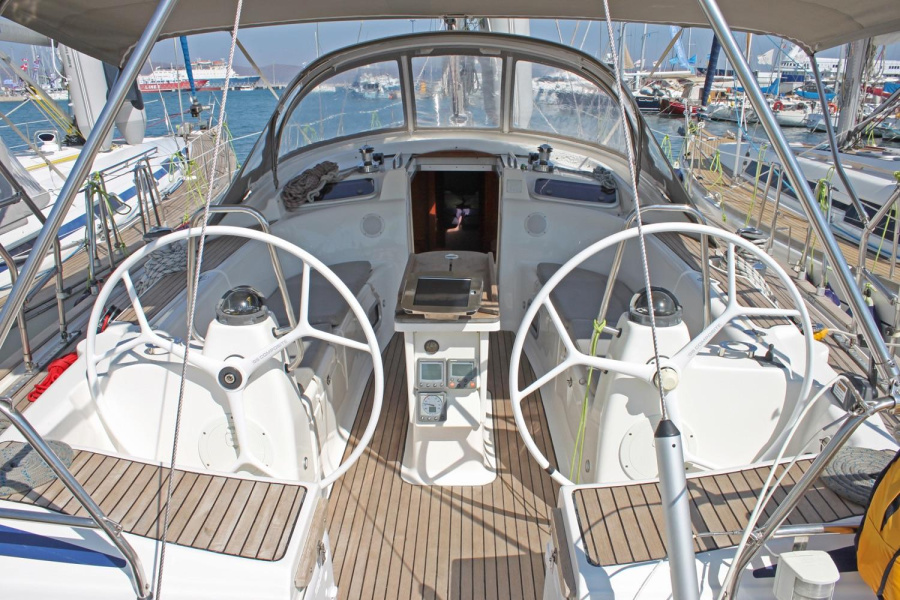 Ocean Caresser - 1