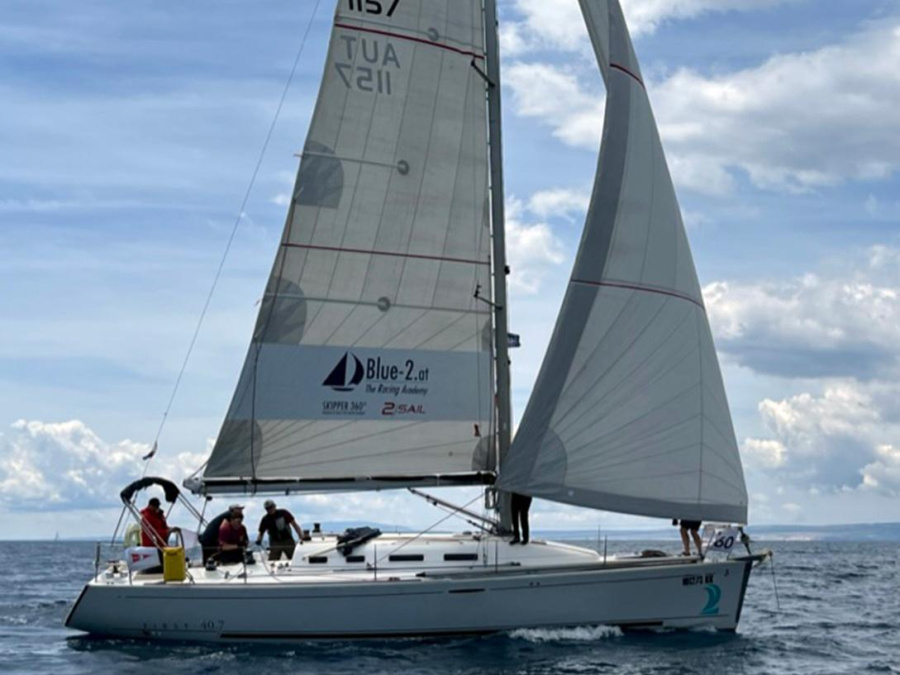 Photo #1 - First 40.7 (Kodo) in Marina Punat - 63715