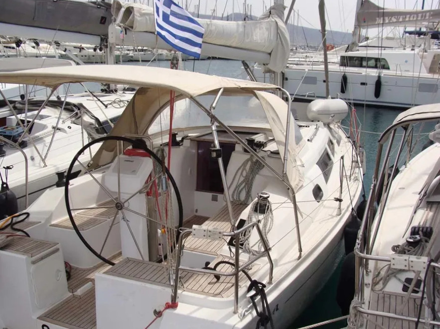 Photo #1 - Hanse 325 (AF-H325) en Alimos Marina - 63996
