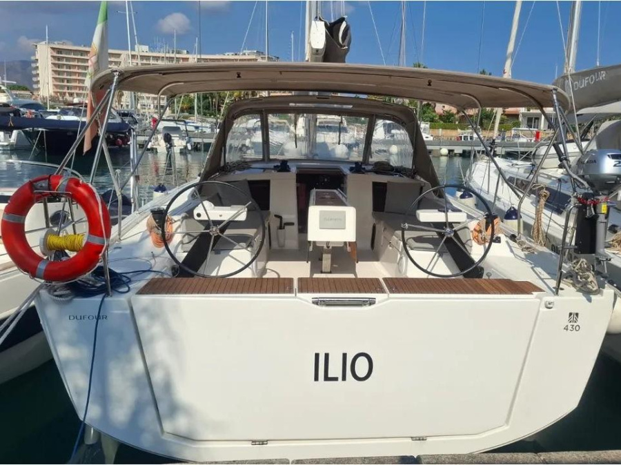 Photo #1 - Dufour 430 (Ilio) in Marina di - 64766