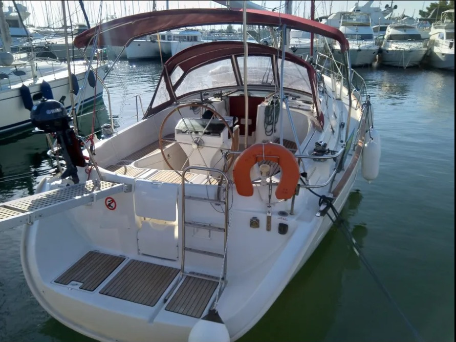 Photo #1 - Oceanis 411 (AF-O411) in Alimos Marina - 64887