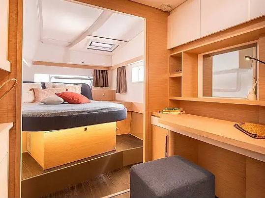 Interior image - 1