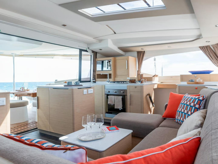 Interior image - 1