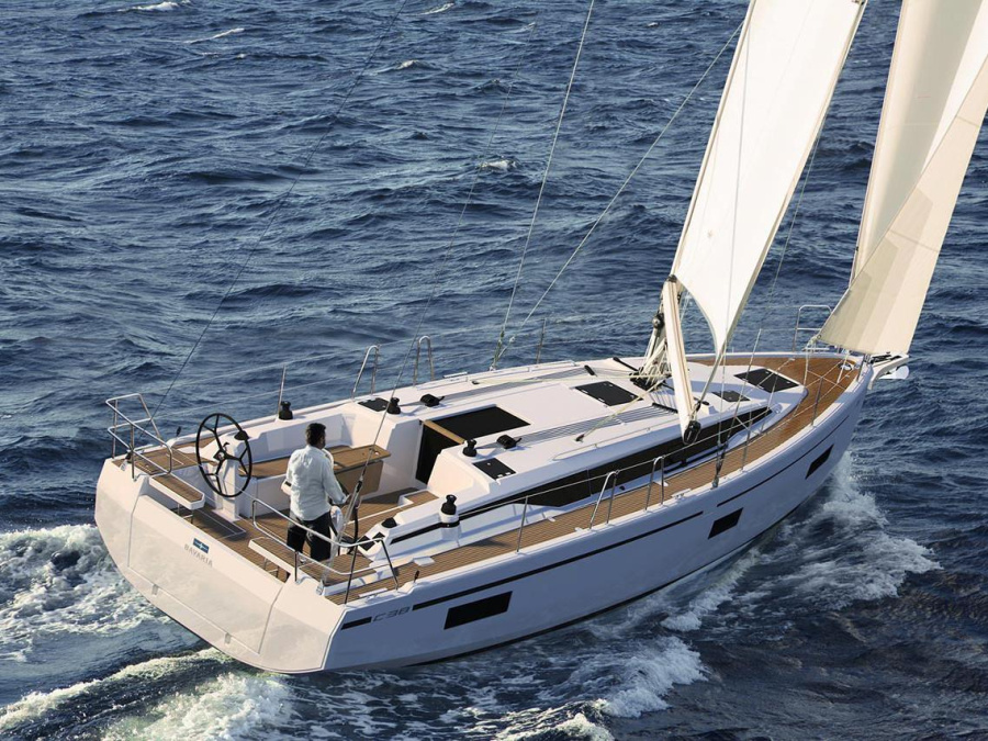 Photo #1 - Bavaria C38 (Xenia) en Porto Montenegro - 65179