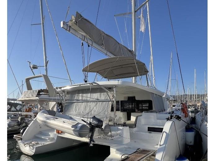 Photo #1 - Lagoon 46-12pax (Dos Hermanos) in Port of Lefkas - 23698