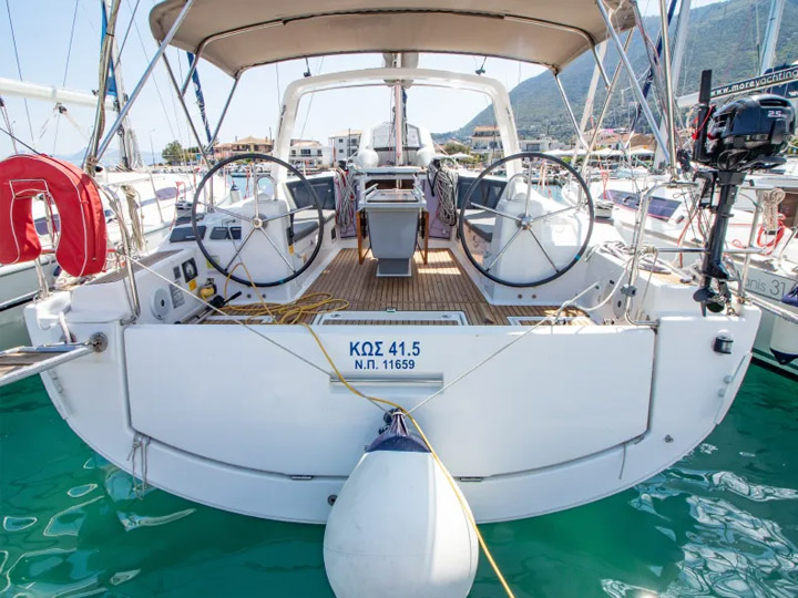 Photo #1 - Oceanis 41.1 (Kos 41.5) in Nikiana Marina - 65370