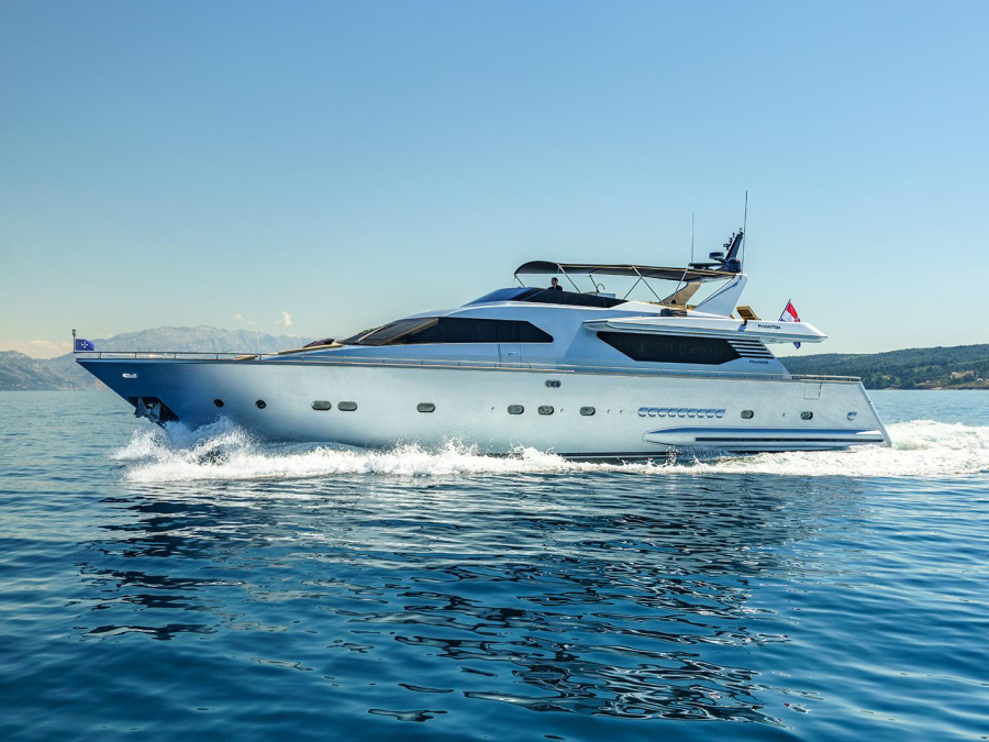 Photo #1 - Motoryacht P (Phantom) in City Port - 65447