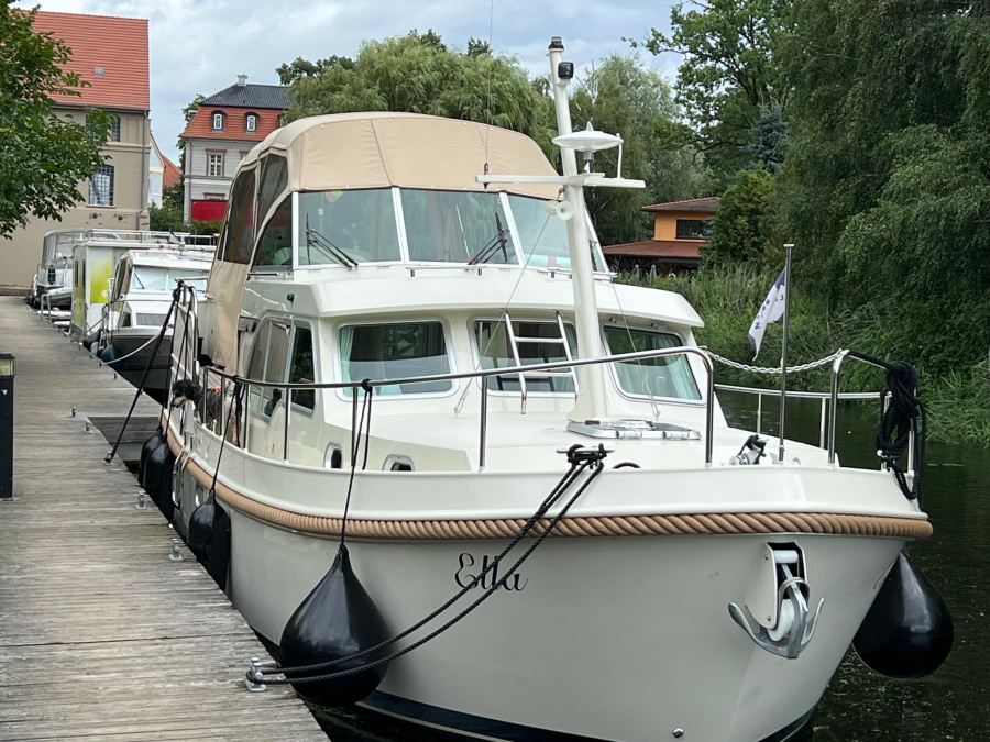 Photo #1 - Linssen Grand Sturdy 35.0 AC Intero (Ella) in Jachthafen - 21559