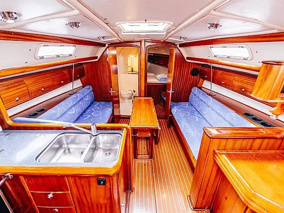 Interior image - 1
