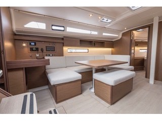 Interior image - 2