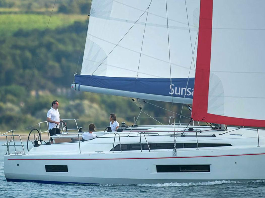 Photo #1 - Oceanis 40.1 (Oceanis 40.1) in Wickhams Cay II Marina - 61082
