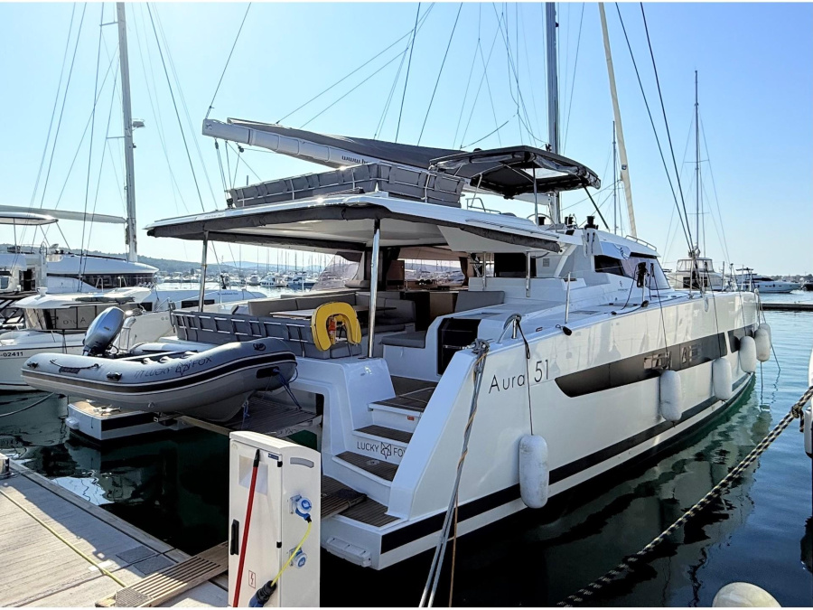 Photo #1 - Aura 51 (Lucky Fox) in D-Marin Dalmacija Marina - 22906
