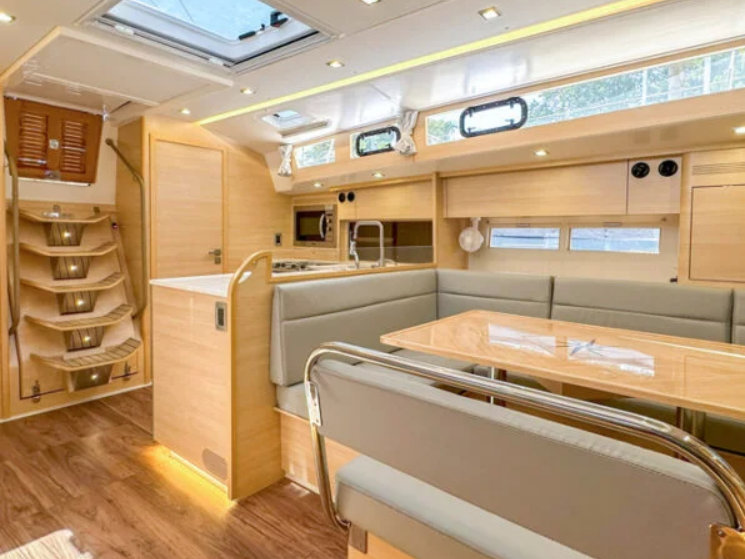 Interior image - 1