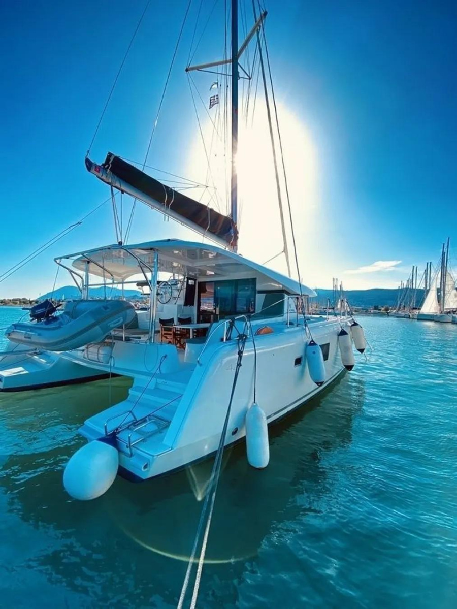 Photo #1 - Lagoon 42 (Kaiki) in Olympic Marina - 66986
