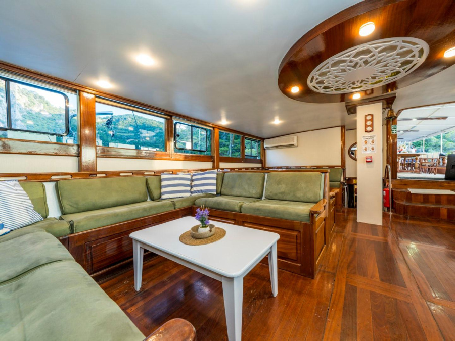 Interior image - 1