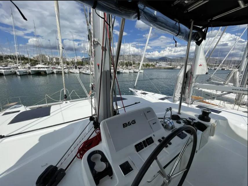 Photo #1 - Lagoon 50 (AF-LAG50) en Alimos Marina - 67531