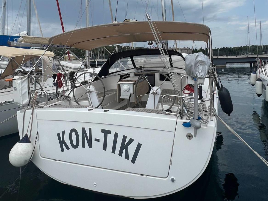 Main image - 0