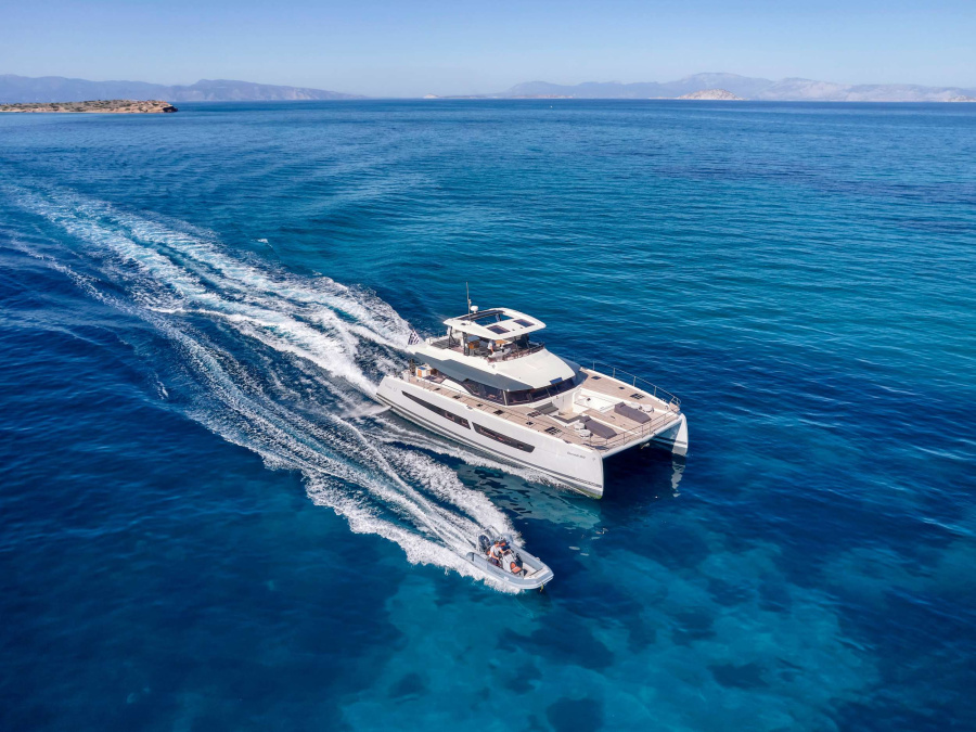 Photo #1 - Fountaine Pajot Power Alegria 67 (5 cab) (Christal Mio) en Alimos Marina - 67769