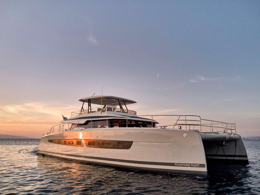 Photo #1 - Fountaine Pajot Power Alegria 67 (4 cab) (Alena) en Alimos Marina - 67788