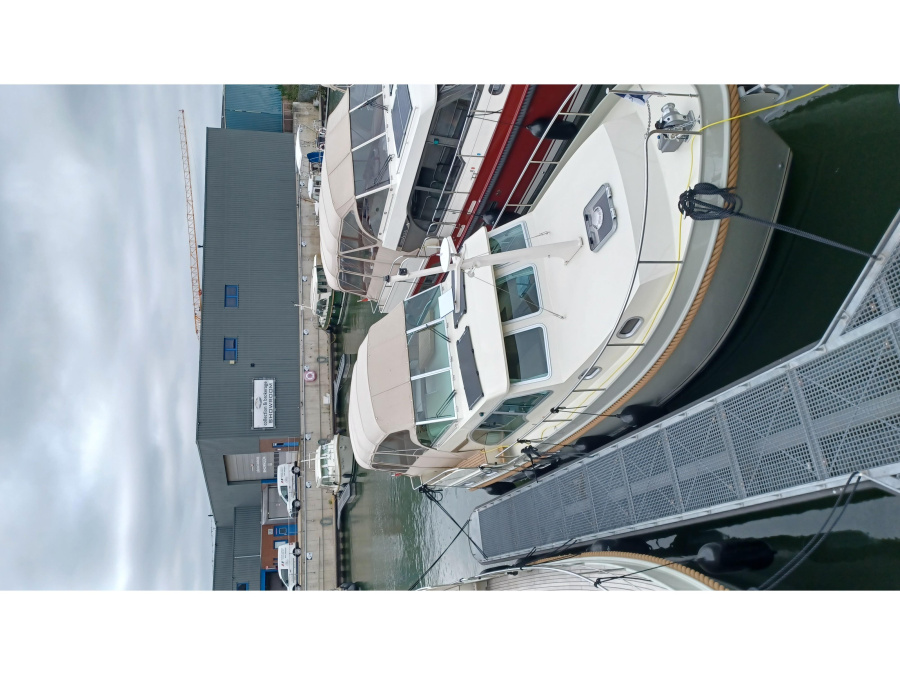 Photo #1 - Linssen Grand Sturdy 35.0 AC Intero (Vaiana) en Marina Vulkan Werft - 63305
