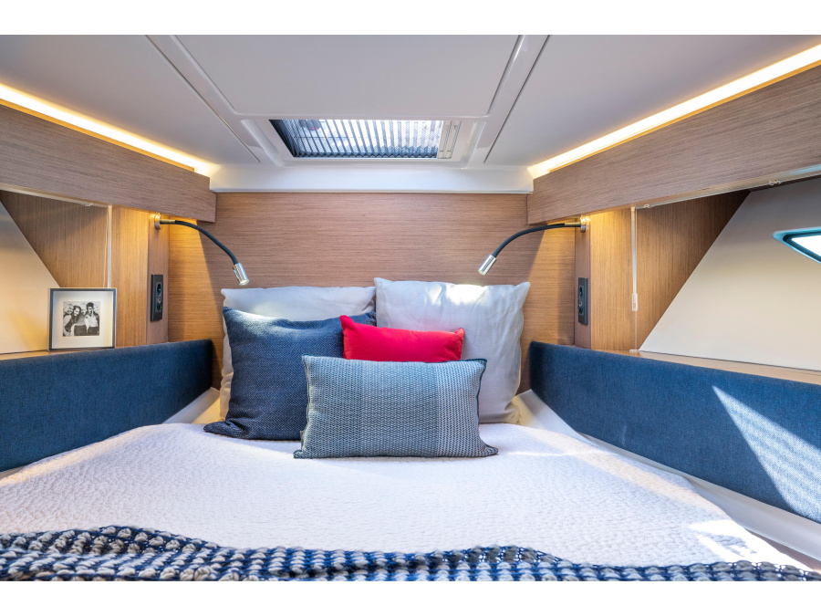 Interior image - 1