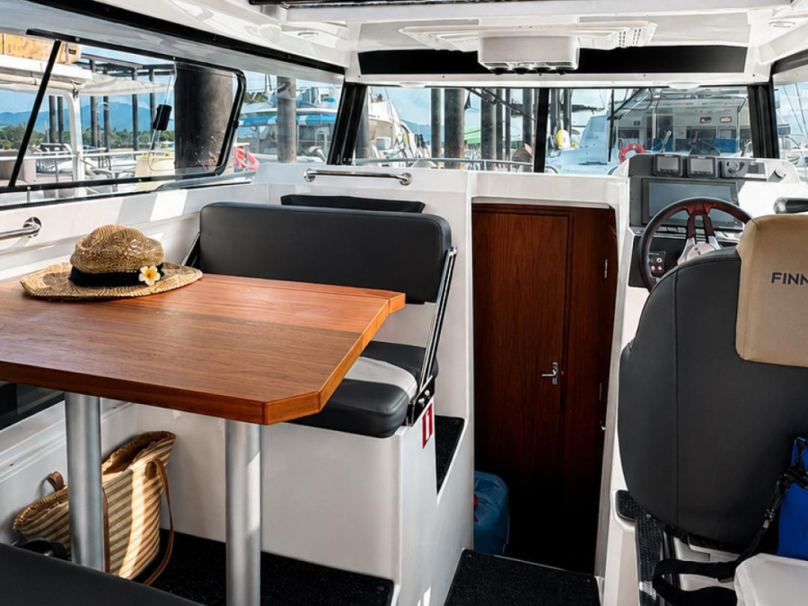 Interior image - 2