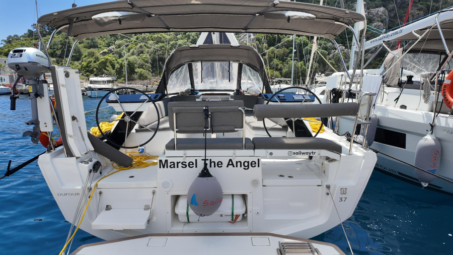 Main image - 0