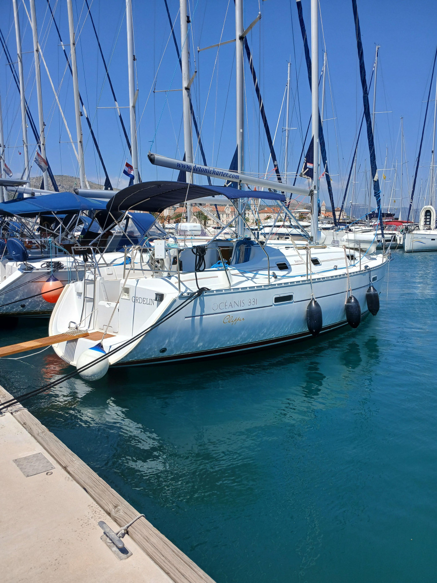 Photo #1 - Beneteau Oceanis 331 Clipper (GRDELIN) en ACI Marina - 24407